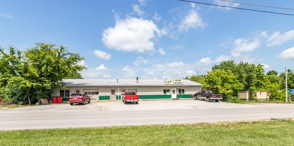 513 Pierce Ln, Frankfort, KY 40601